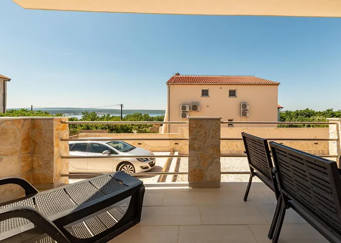 Cda657 Apartament Maslenica